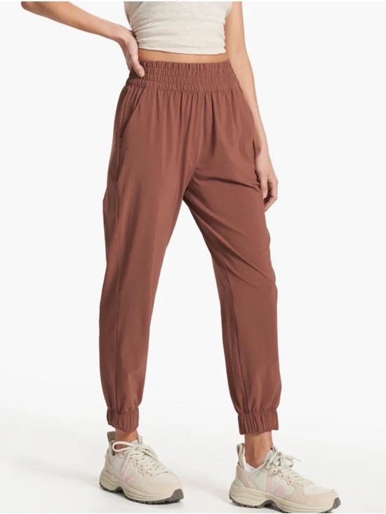 Vuori Pants - Vuori Villa Jogger Pants Hazelnut Brown/Rust size Women’s XS